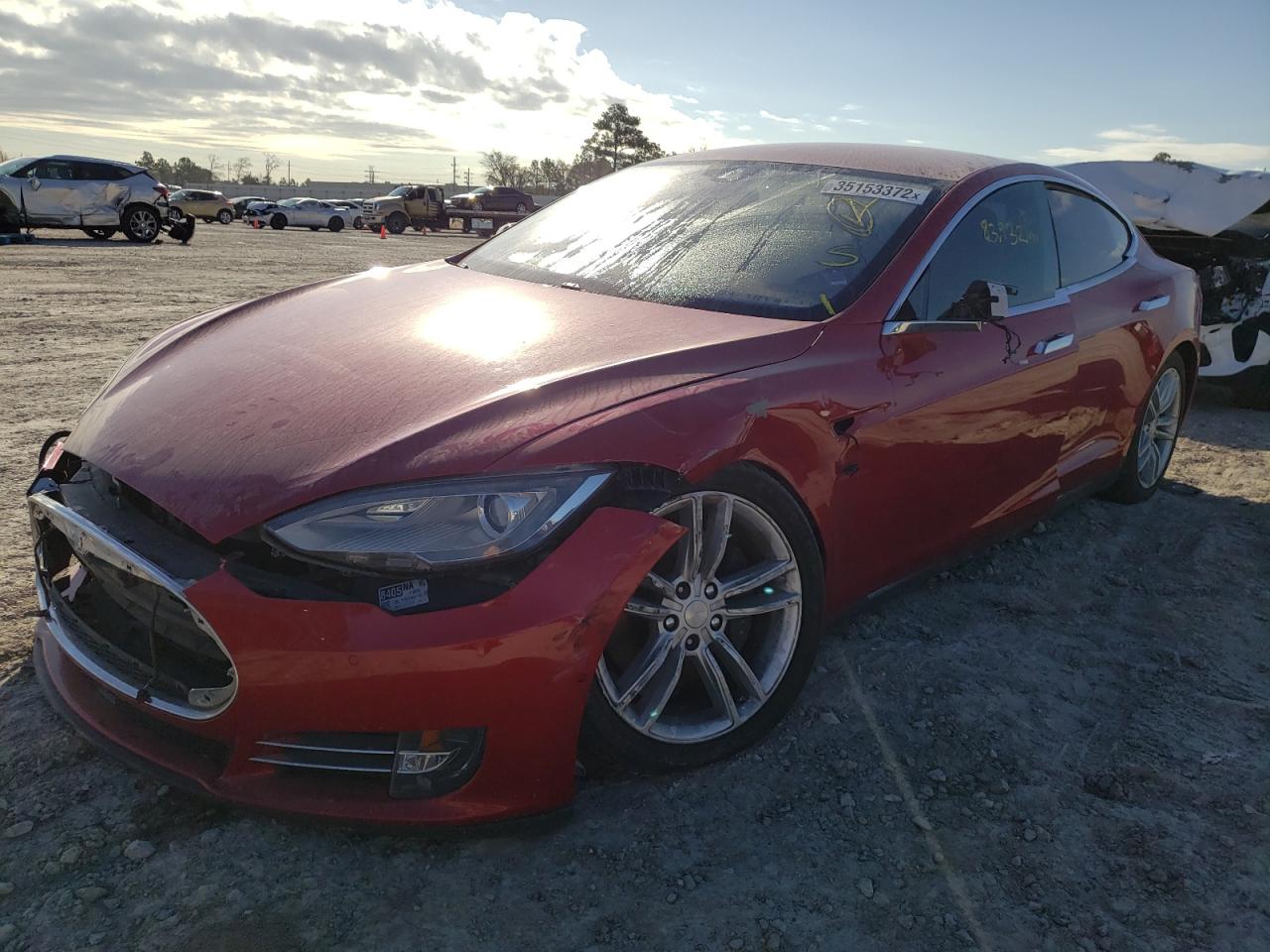 Photo 2 from auction – 2015 TESLA MODEL S with VIN 5YJSA1E14FF111786