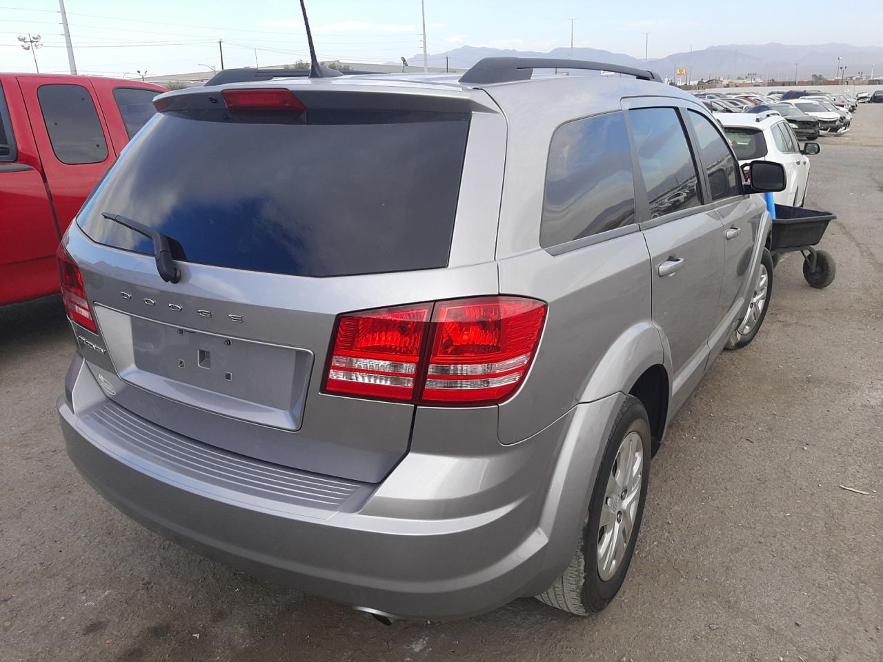 Photo 4 from auction – 2018 DODGE JOURNEY SE with VIN 3C4PDCAB0JT510762