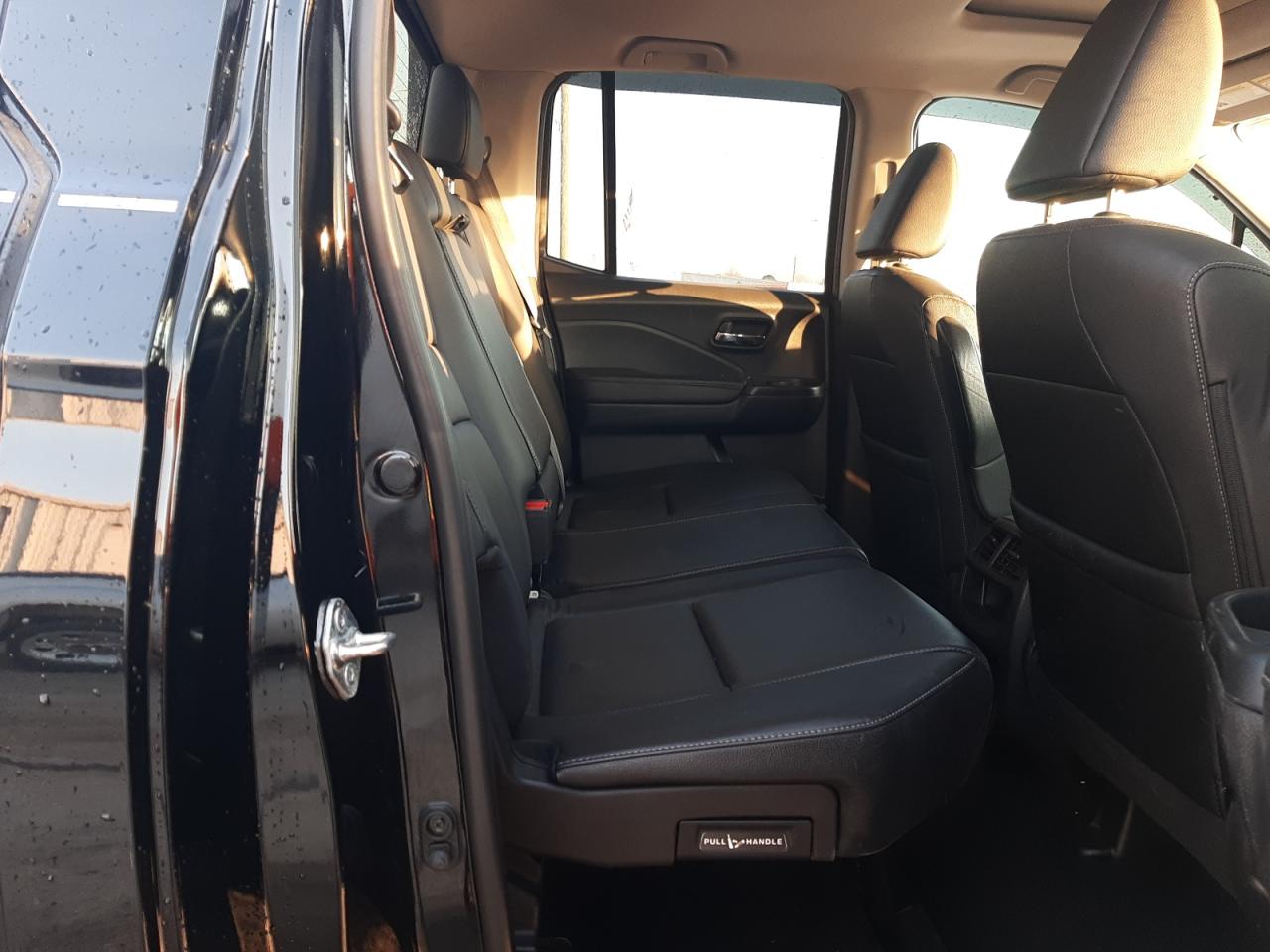 Photo 6 from auction – 2018 HONDA RIDGELINE with VIN 5FPYK3F76JB010612