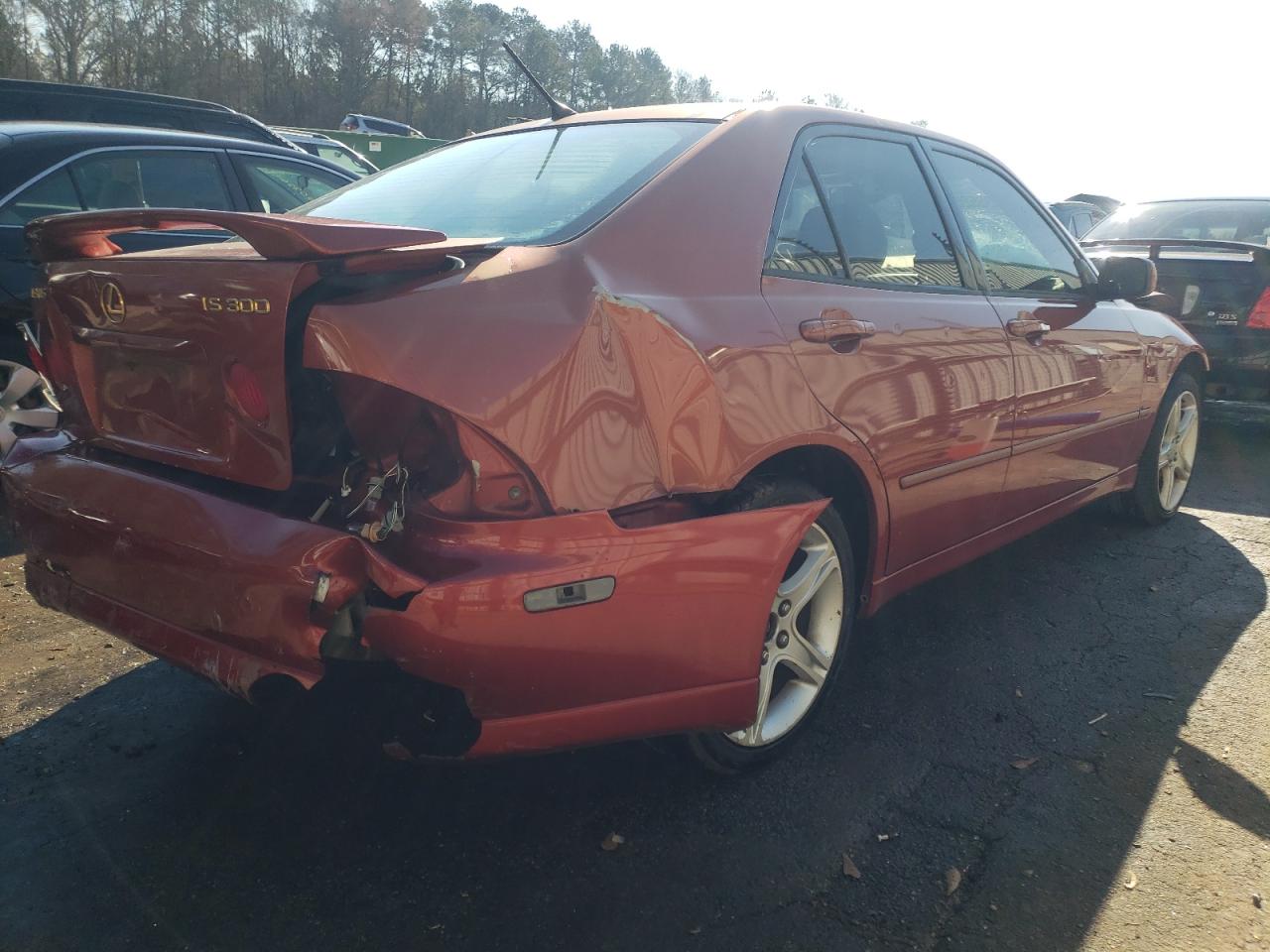 Photo 4 from auction – 2001 LEXUS IS 300 with VIN JTHBD182510015554