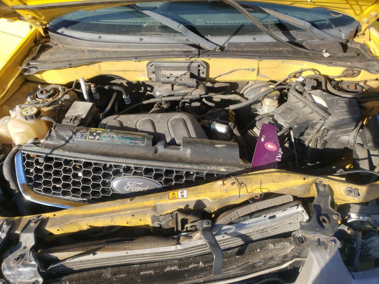 Photo 7 from auction – 2002 FORD ESCAPE XLT with VIN 1FMYU03132KE08636