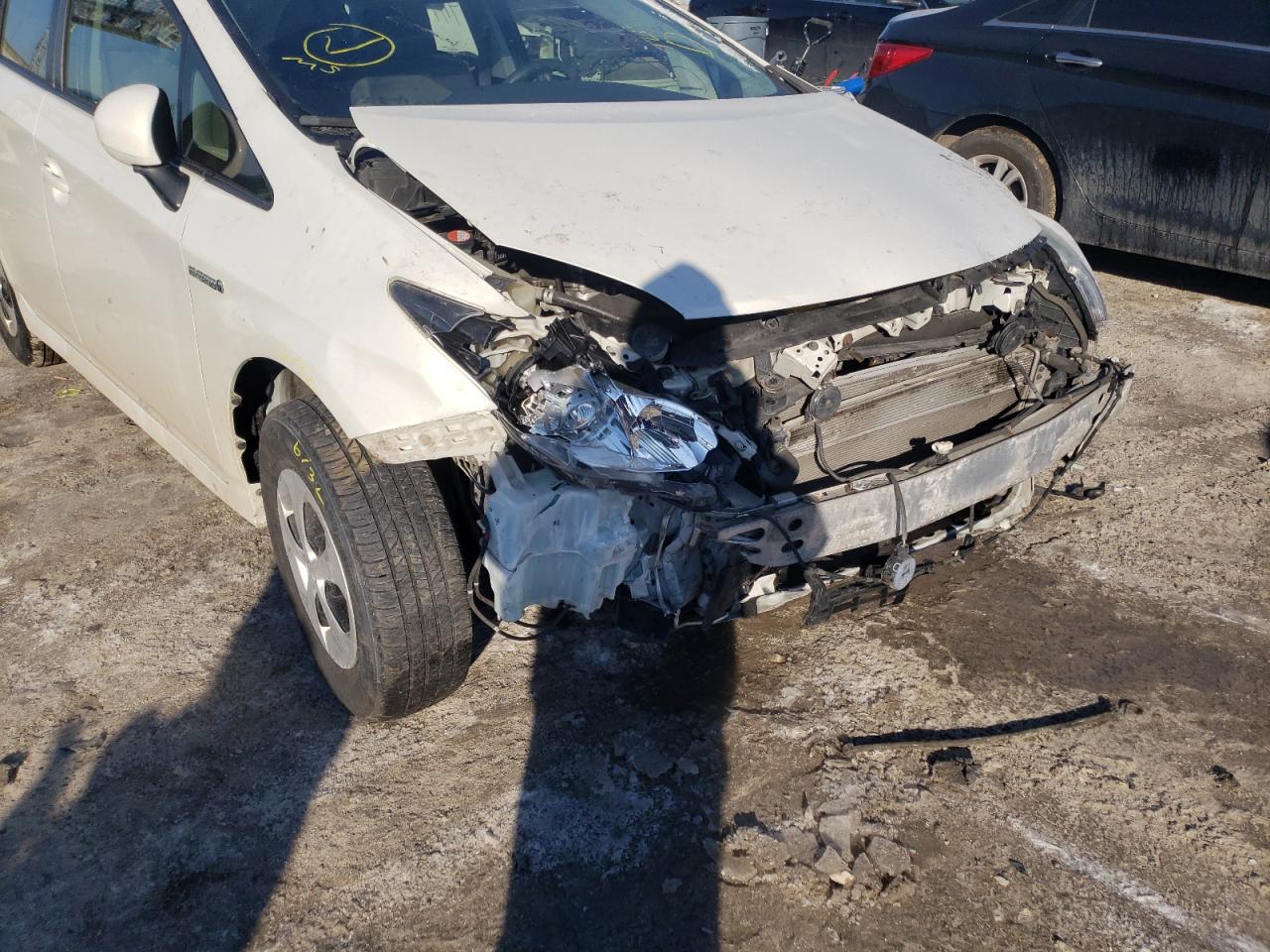 Photo 9 from auction – 2015 TOYOTA PRIUS with VIN JTDKN3DUXF1882337