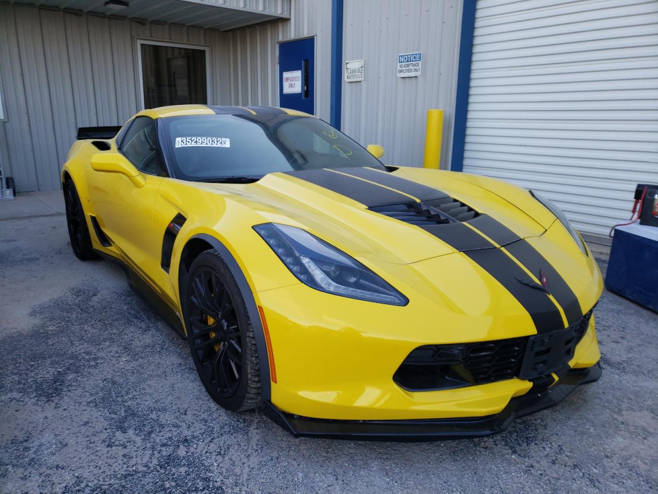 CHEVROLET CORVETTE Z 2019 with VIN 1G1YU2D61K5602017 - Photo from auction