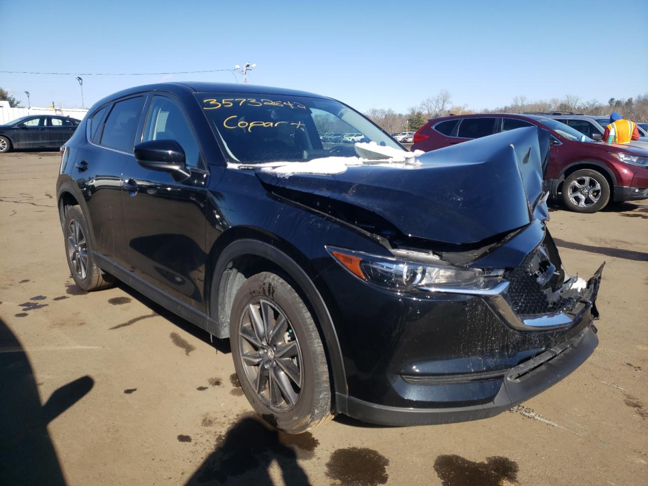 MAZDA CX-5 TOURI 2018 with VIN JM3KFACM2J1424424 - Photo from auction