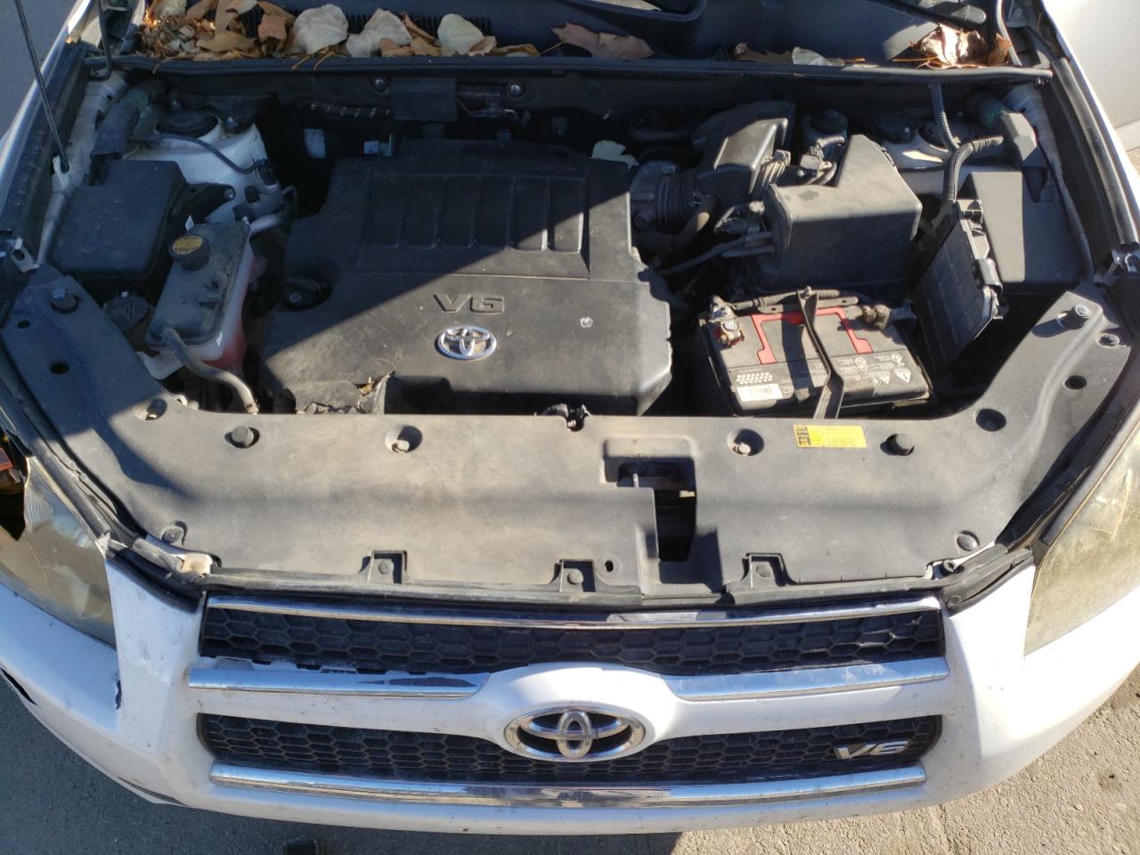 Photo 7 from auction – 2011 TOYOTA RAV4 LIMIT with VIN 2T3DK4DV9BW040228