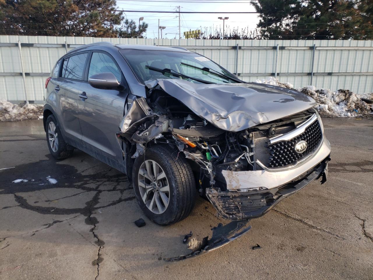 KIA SPORTAGE 2015 with VIN KNDPBCACXF7757748 - Photo from auction