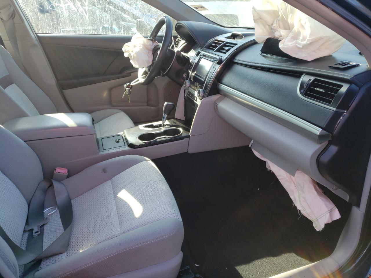 Photo 5 from auction – 2012 TOYOTA CAMRY BASE with VIN 4T4BF1FK3CR262857