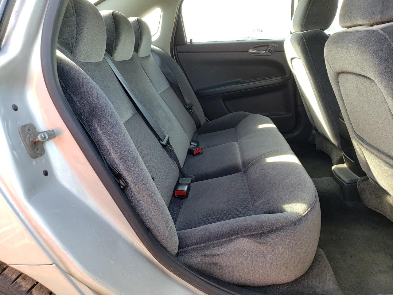 Photo 6 from auction – 2010 CHEVROLET IMPALA LS with VIN 2G1WA5EN7A1124919