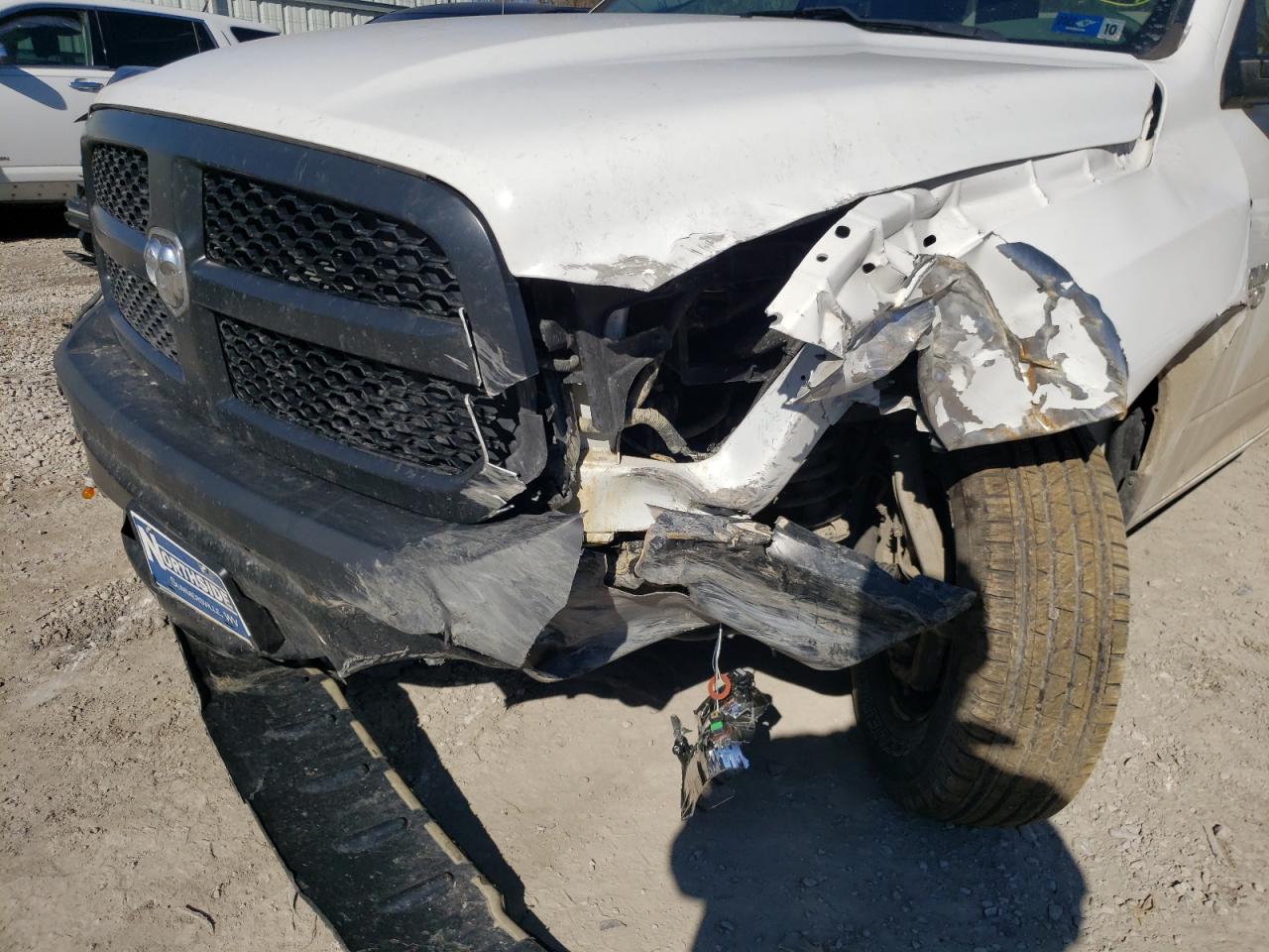 Photo 9 from auction – 2019 RAM 1500 CLASS with VIN 1C6RR7FG9KS533456