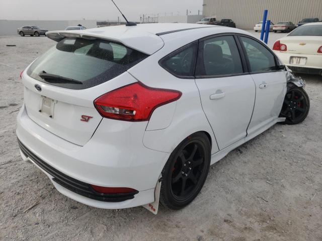 Photo 4 from auction – 2017 FORD FOCUS ST with VIN 1FADP3L90HL257877
