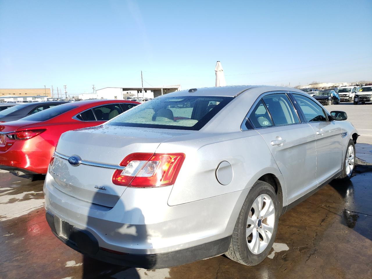 Photo 4 from auction – 2010 FORD TAURUS SEL with VIN 1FAHP2EW8AG162741