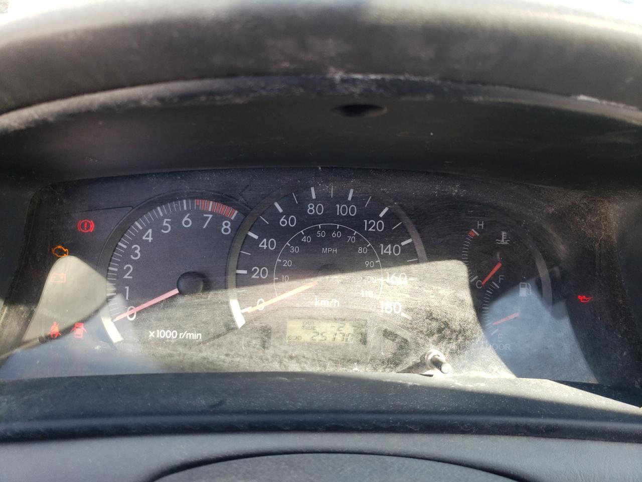 Photo 8 from auction – 2005 TOYOTA COROLLA CE with VIN 2T1BR32E35C915009