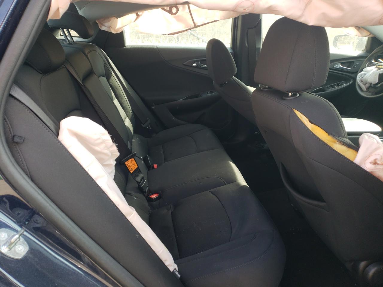 Photo 6 from auction – 2016 CHEVROLET MALIBU LS with VIN 1G1ZB5ST0GF279326