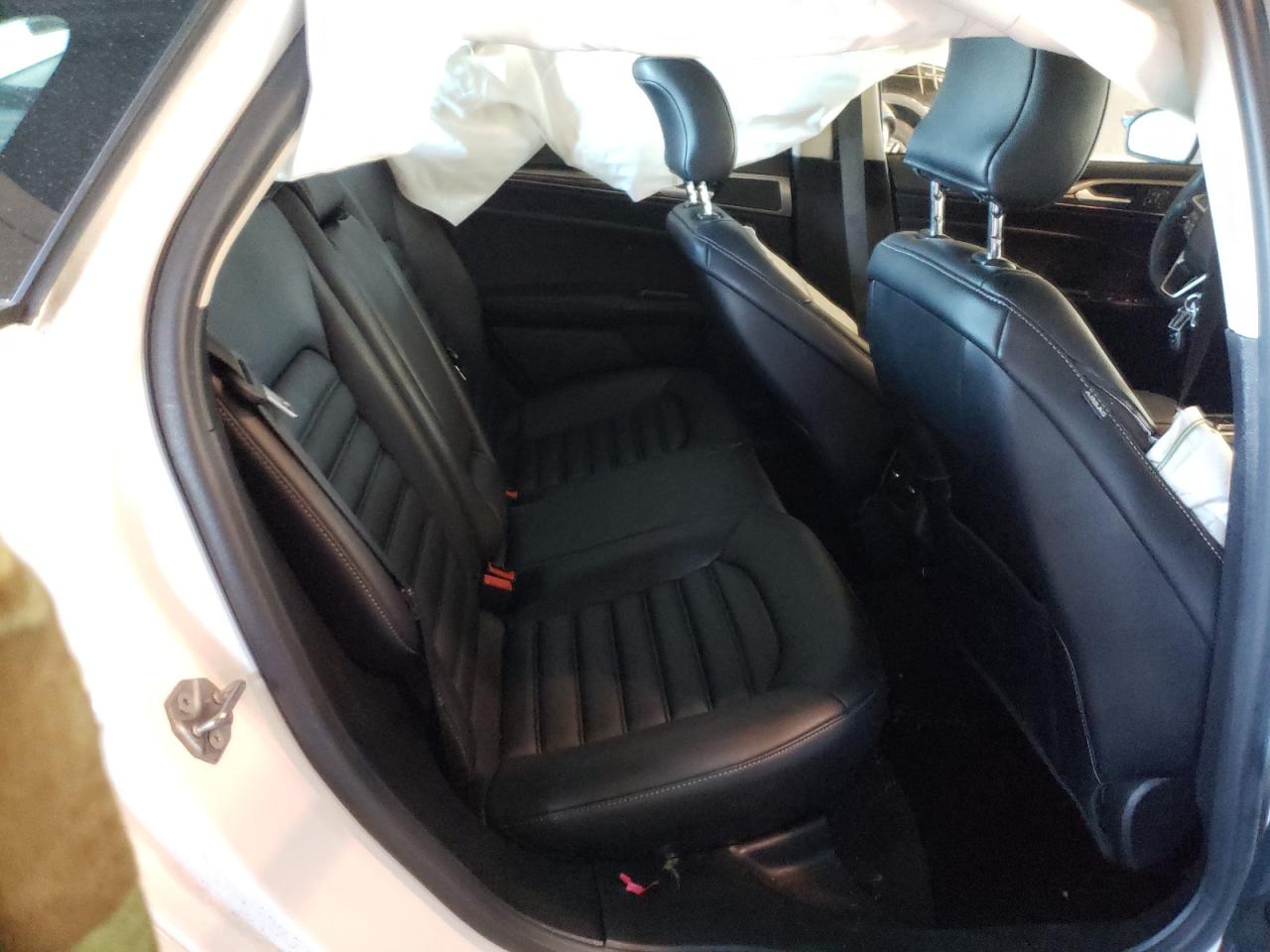 Photo 6 from auction – 2019 FORD FUSION SEL with VIN 3FA6P0CD7KR269433