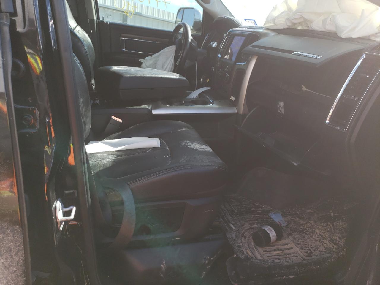 Photo 5 from auction – 2018 RAM 3500 LARAM with VIN 3C63RRJLXJG373986