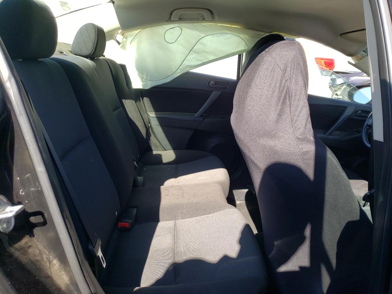 Photo 6 from auction – 2010 MAZDA 3 I with VIN JM1BL1SG0A1301640