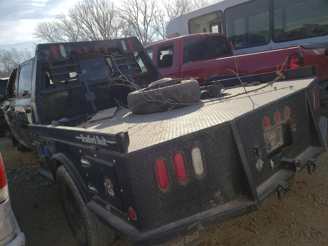 Photo 3 from auction – 2013 RAM 3500 SLT with VIN 3C63RRHL1DG608687