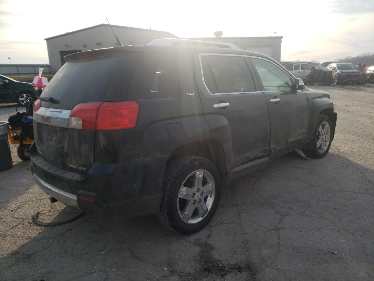 Zdjęcie 4 z aukcji – 2012 GMC TERRAIN SL z VIN 2GKFLXEK8C6183412
