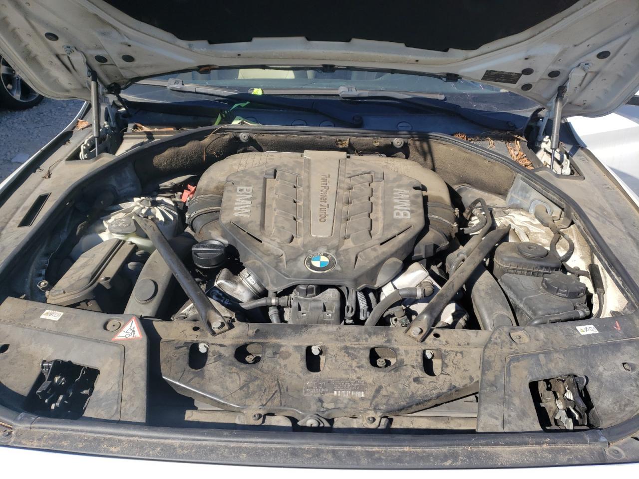Photo 7 from auction – 2012 BMW 550 IGT with VIN WBASN4C57CC210068