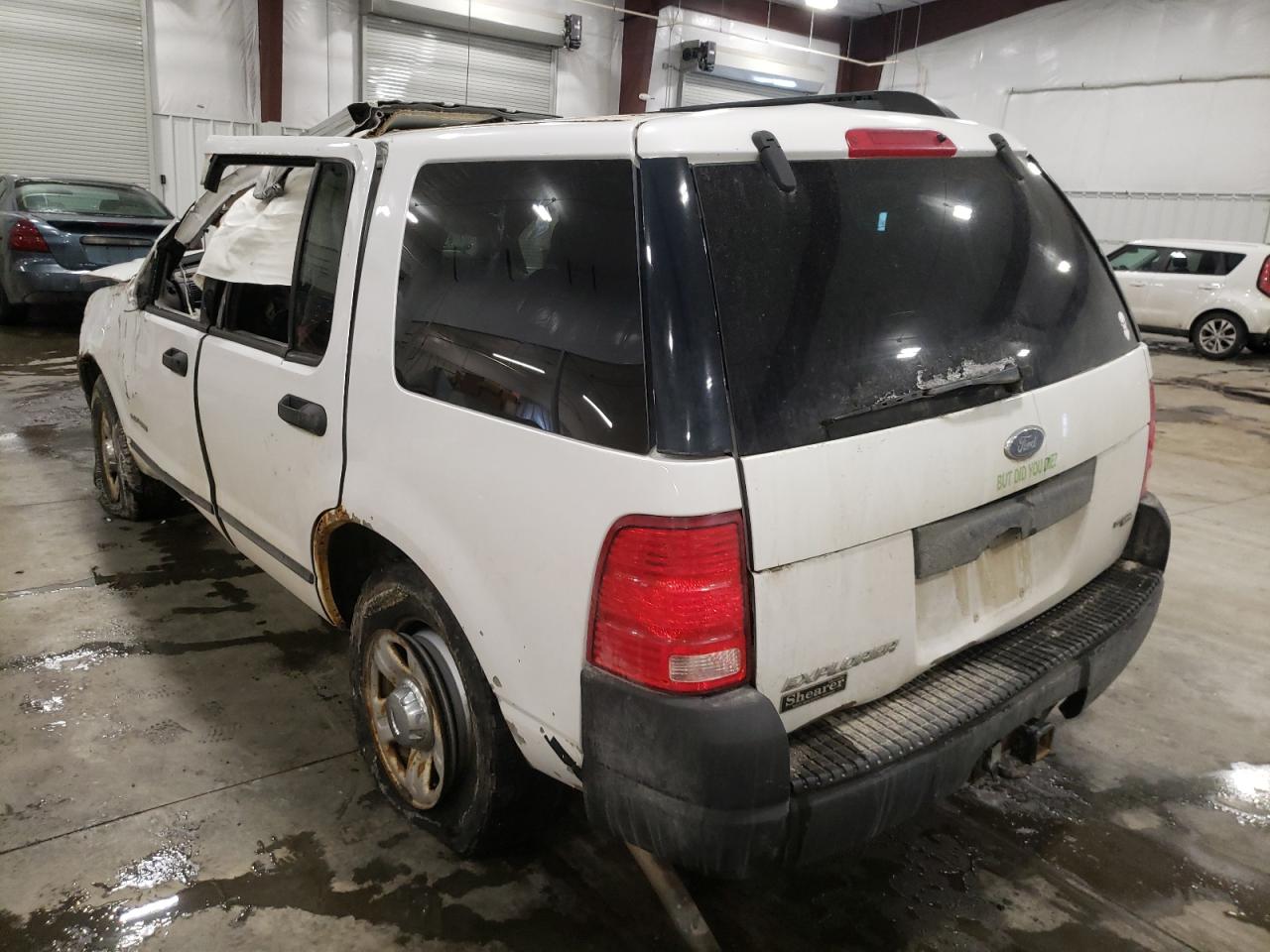 Photo 3 from auction – 2005 FORD EXPLORER X with VIN 1FMDU72K85ZA31198