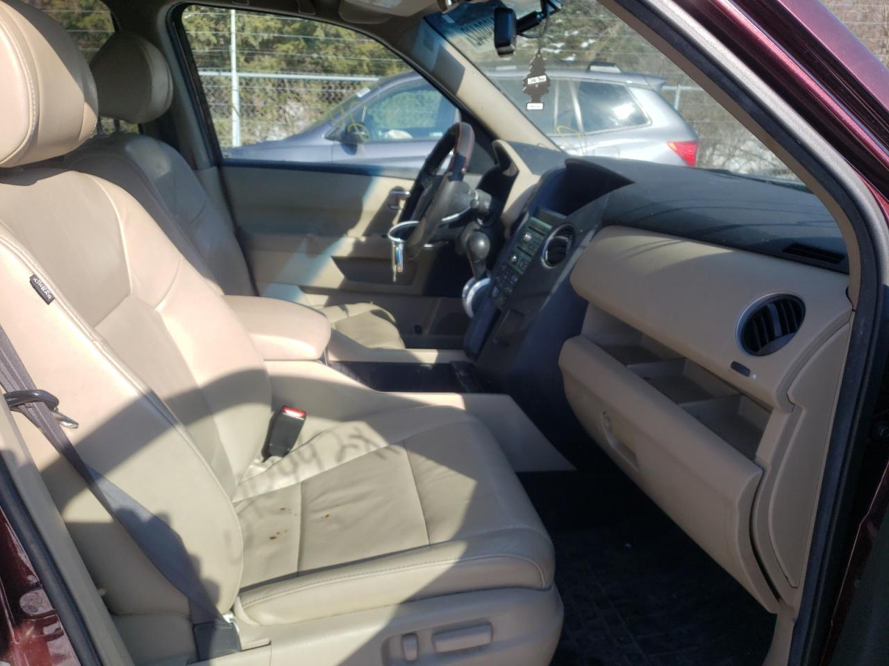 Photo 5 from auction – 2011 HONDA PILOT EXL with VIN 5FNYF4H64BB087388