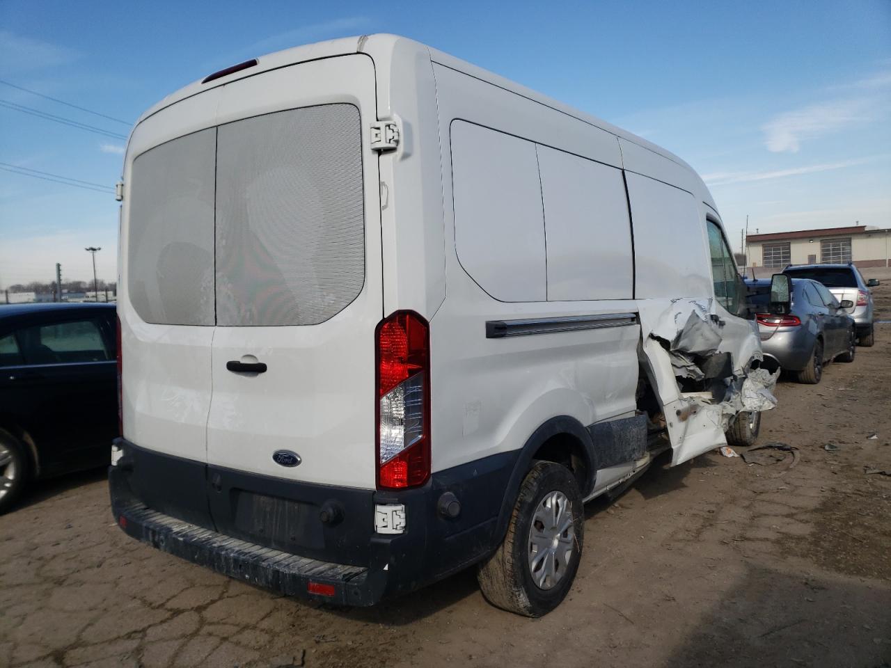 Photo 4 from auction – 2015 FORD TRANSIT T- with VIN 1FBZX2CG8FKA28380