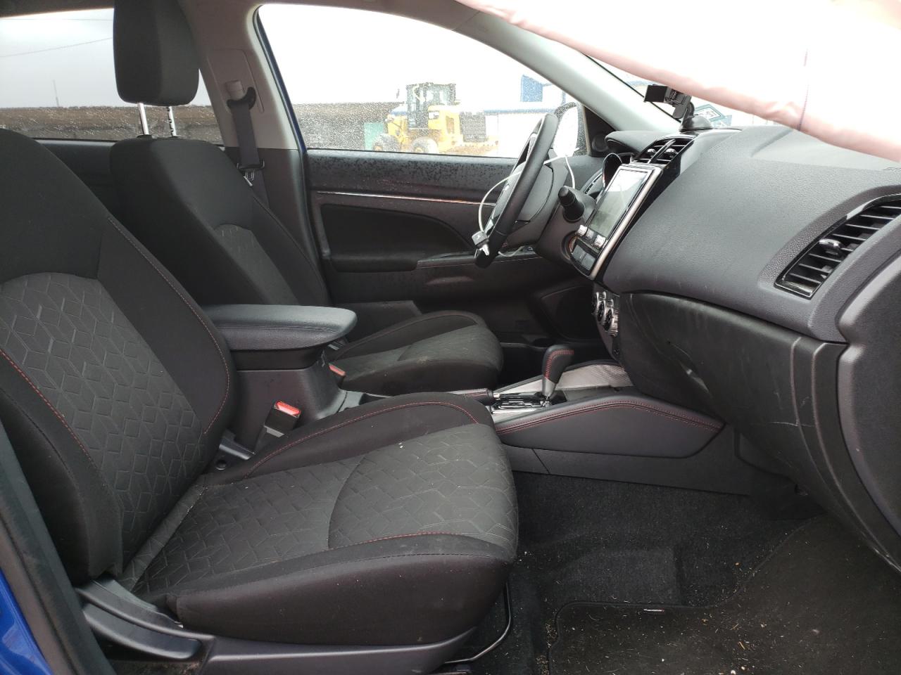 Photo 5 from auction – 2021 MITSUBISHI OUTLANDER with VIN JA4APUAU0MU000906