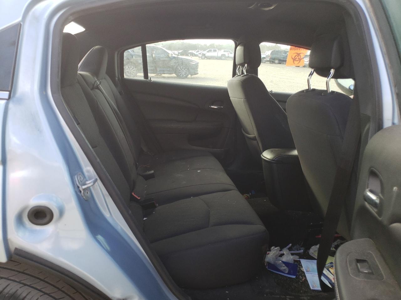 Photo 6 from auction – 2013 CHRYSLER 200 LIMITE with VIN 1C3CCBCG6DN520564