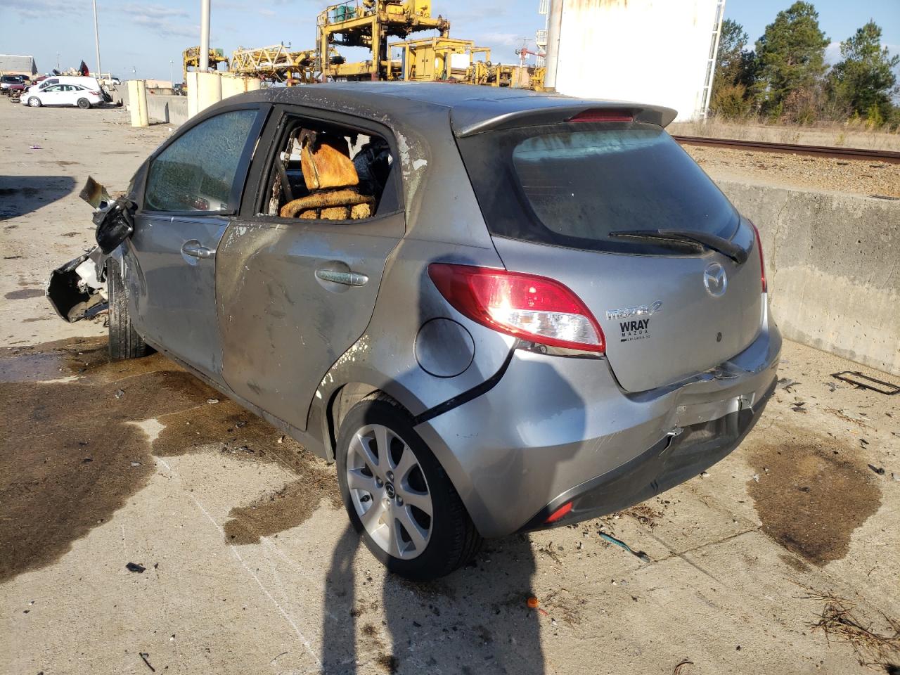 Photo 3 from auction – 2013 MAZDA MAZDA2 with VIN JM1DE1LY3D0155903