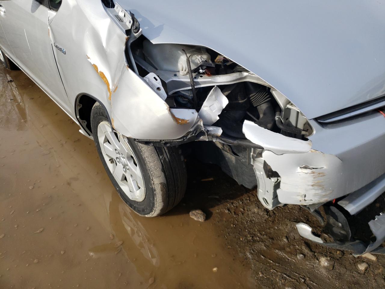 Photo 9 from auction – 2007 TOYOTA PRIUS with VIN JTDKB20U677597125