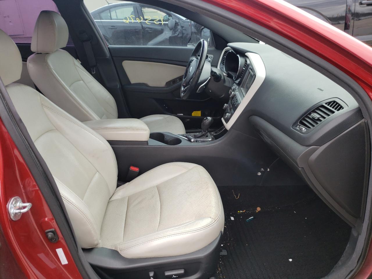 Photo 5 from auction – 2013 KIA OPTIMA SX with VIN 5XXGR4A68DG122155