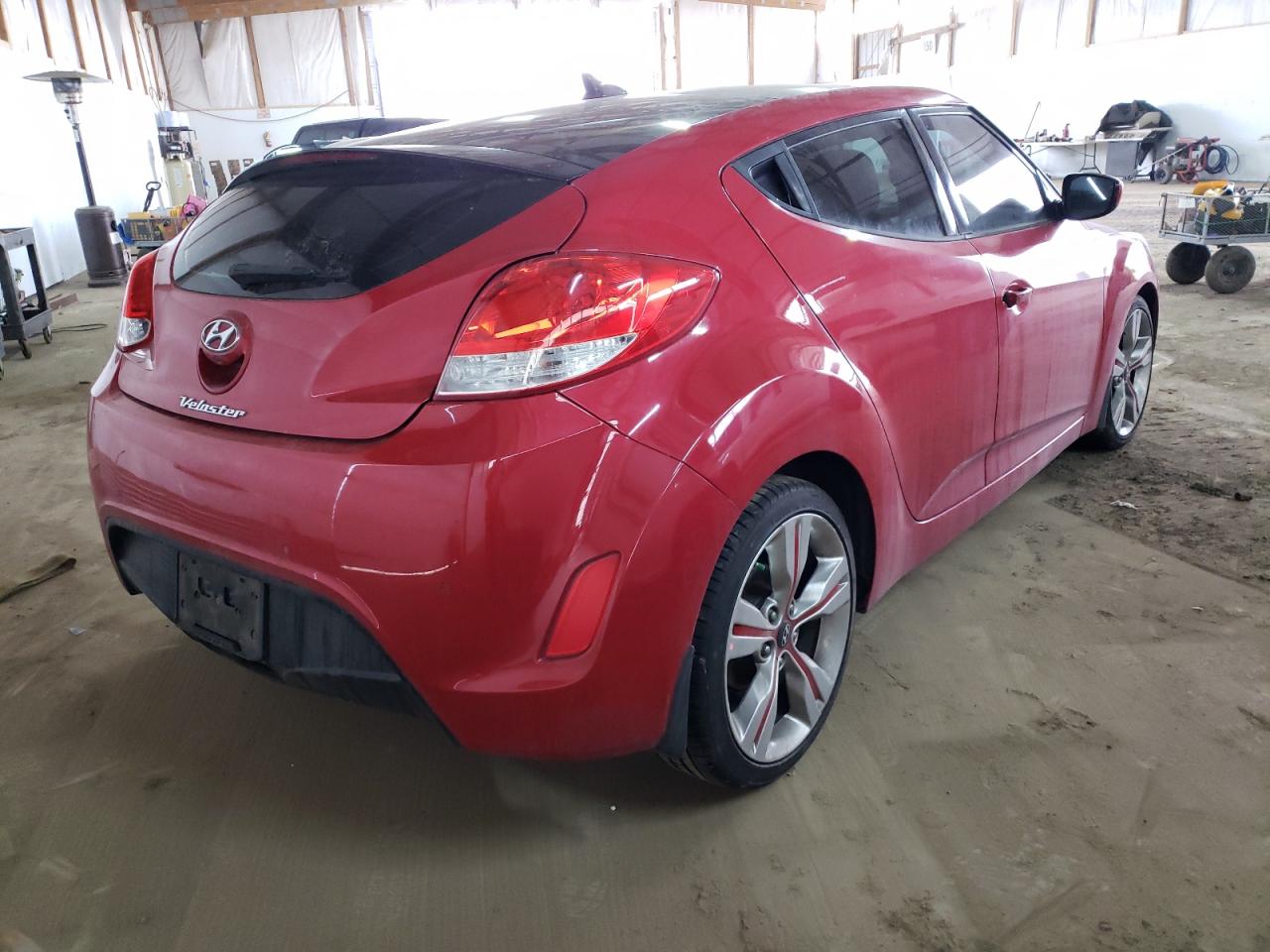 Photo 4 from auction – 2013 HYUNDAI VELOSTER with VIN KMHTC6AD5DU174116