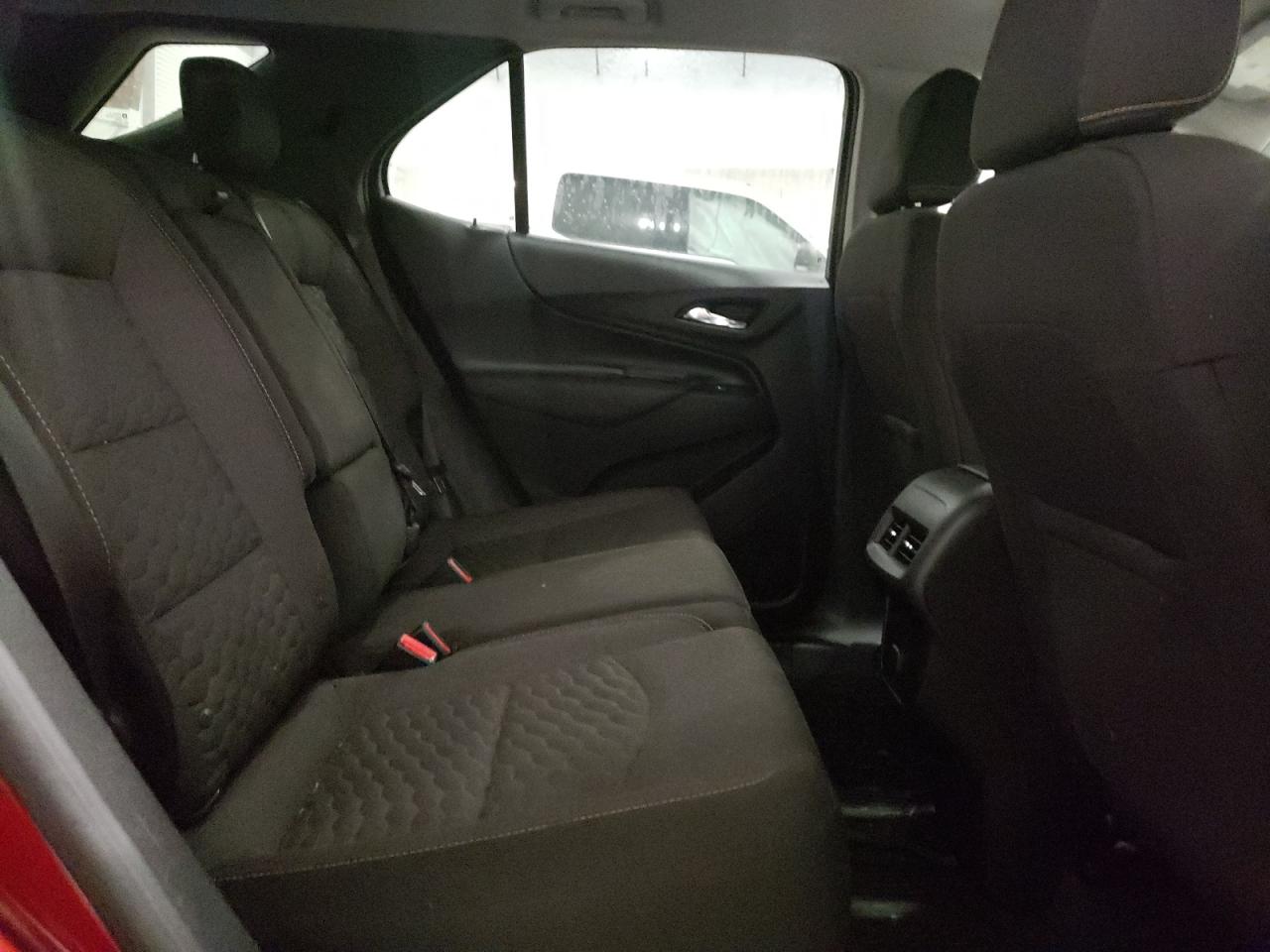 Photo 6 from auction – 2018 CHEVROLET EQUINOX LT with VIN 2GNAXJEV4J6143091