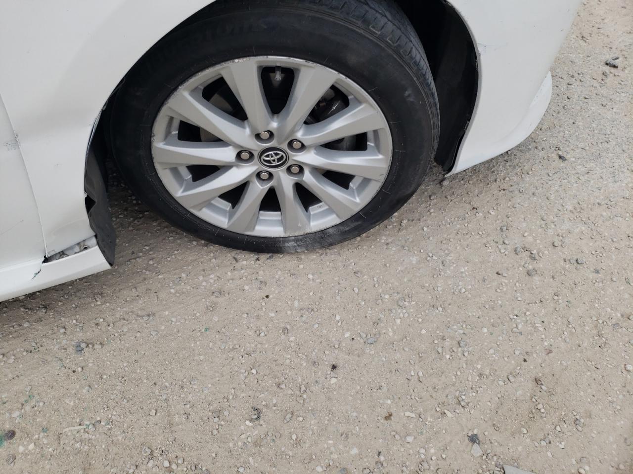 Photo 9 from auction – 2020 TOYOTA CAMRY LE with VIN 4T1C11AK2LU320087