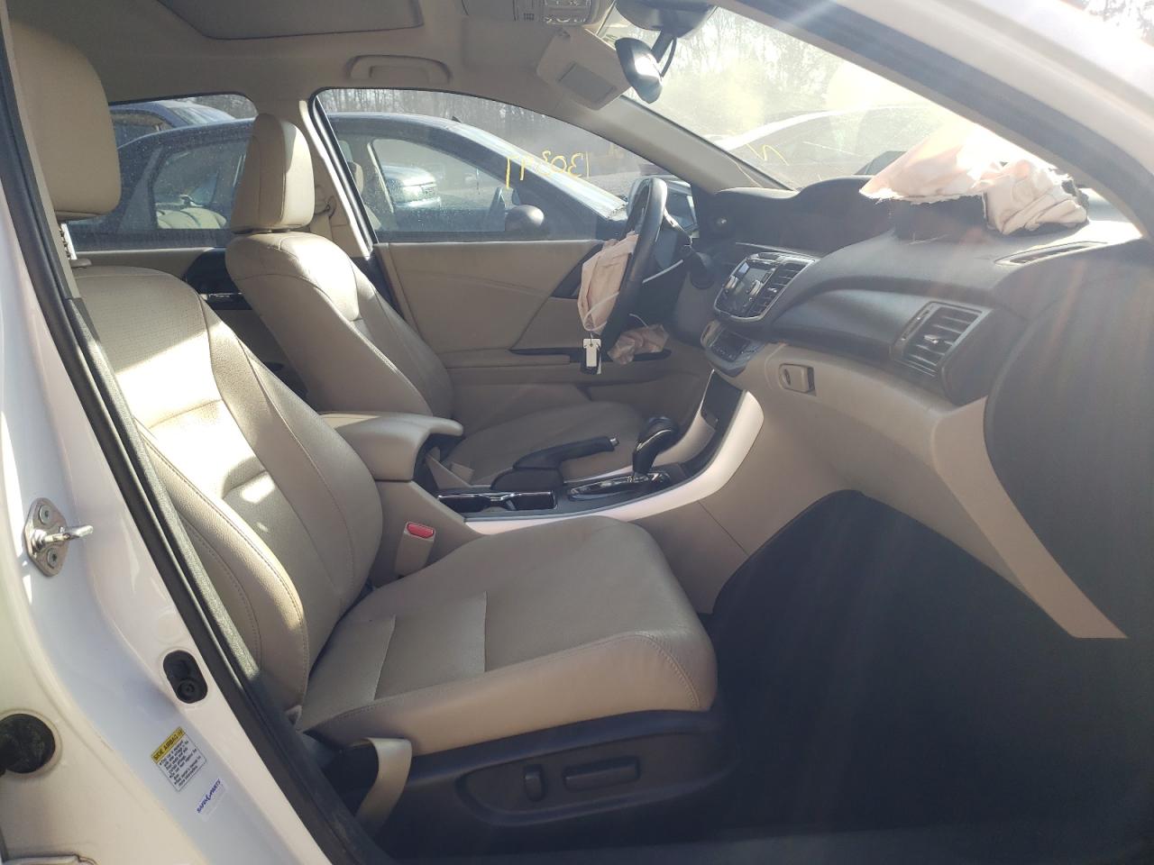 Photo 5 from auction – 2015 HONDA ACCORD EXL with VIN 1HGCR2F80FA214003