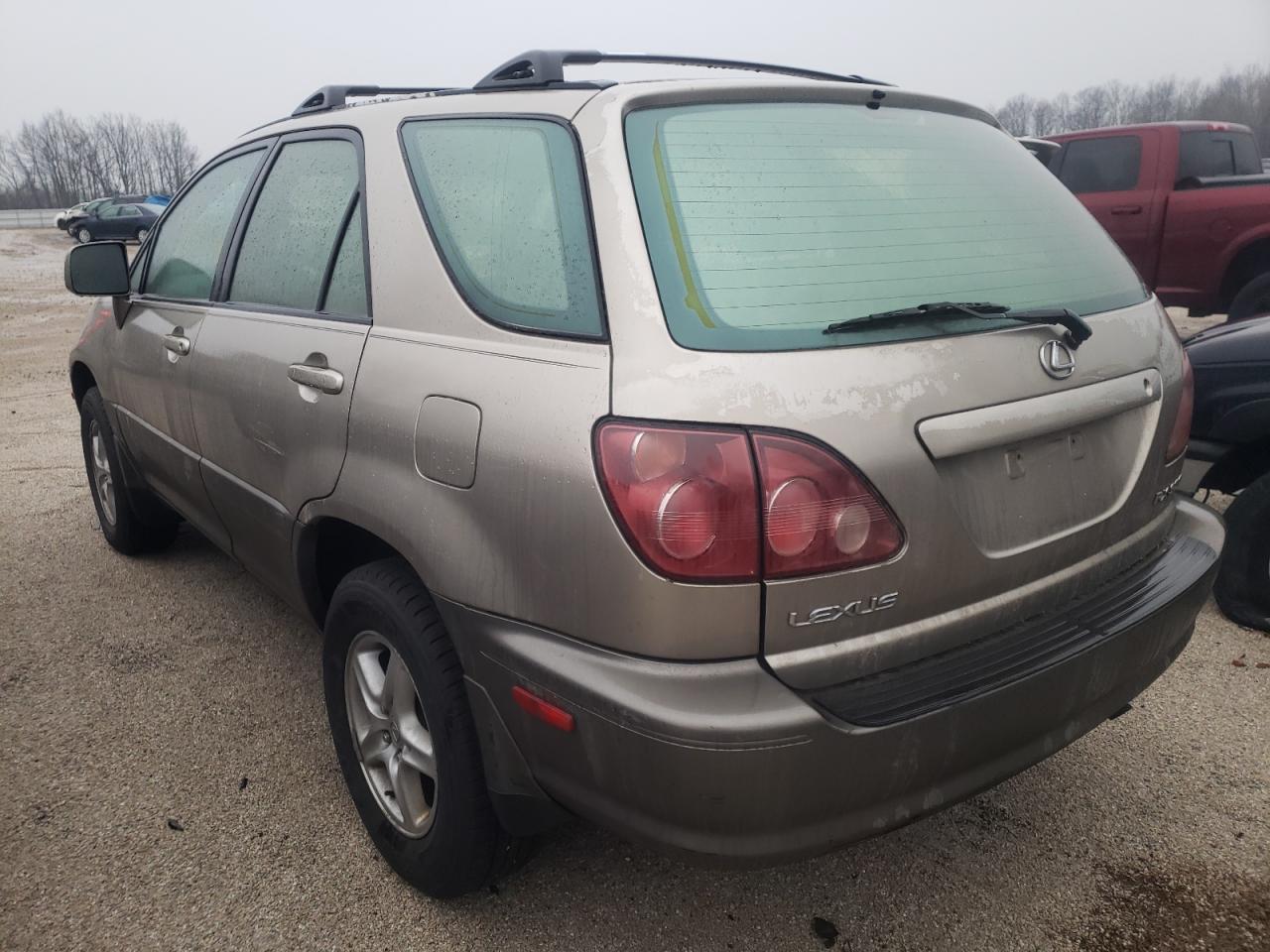 Photo 3 from auction – 2000 LEXUS RX 300 with VIN JT6HF10U5Y0143345