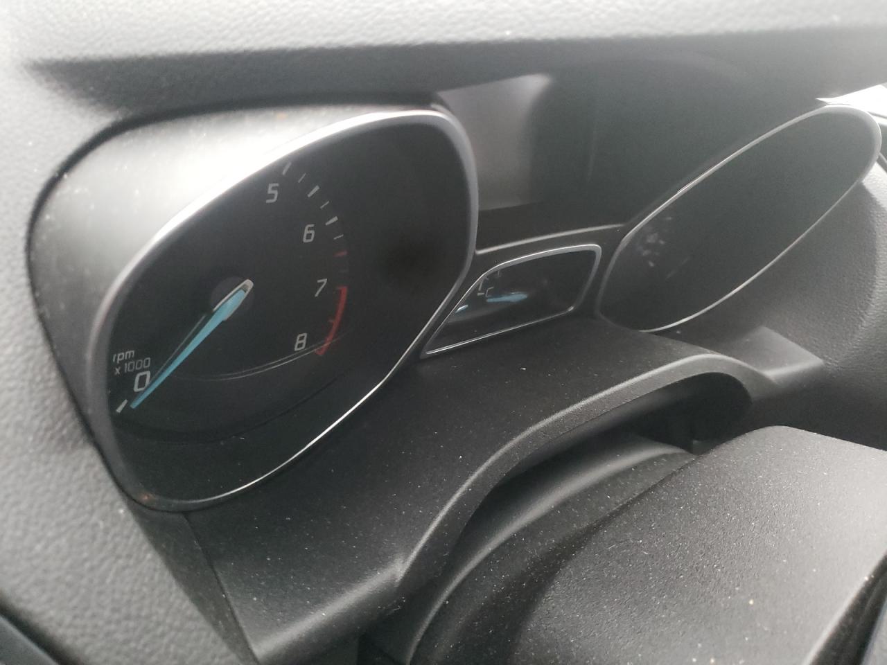 Photo 8 from auction – 2015 FORD ESCAPE S with VIN 1FMCU0F7XFUB42200