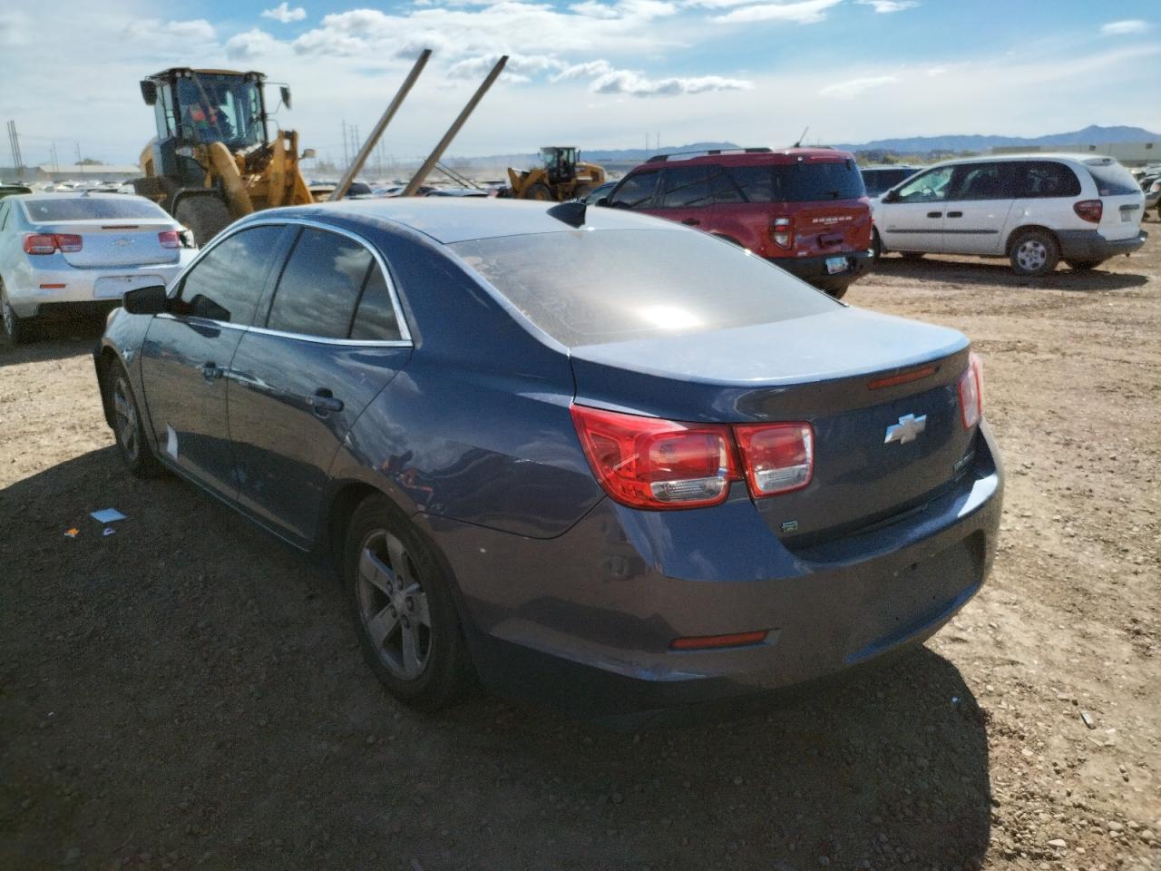 Photo 3 from auction – 2015 CHEVROLET MALIBU LS with VIN 1G11B5SL5FF236029
