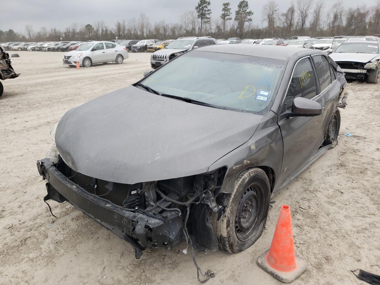 Photo 2 from auction – 2016 TOYOTA CAMRY LE with VIN 4T4BF1FK4GR527324