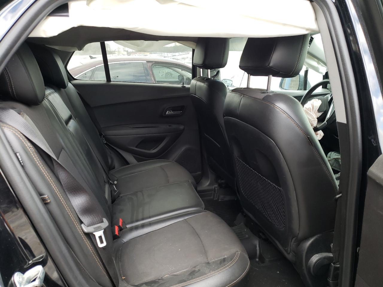 Photo 6 from auction – 2018 CHEVROLET TRAX 1LT with VIN 3GNCJLSB0JL333482