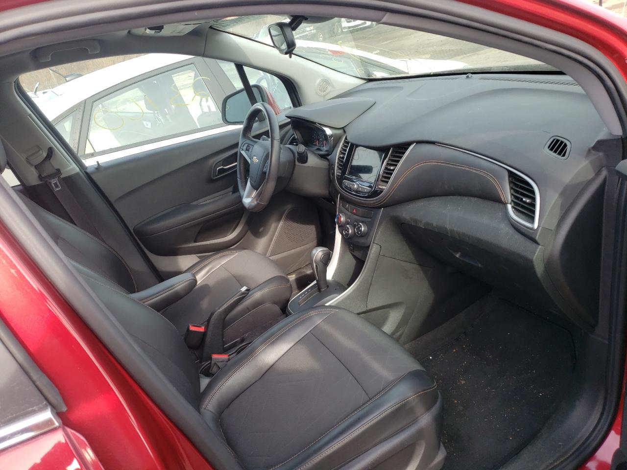 Photo 5 from auction – 2018 CHEVROLET TRAX 1LT with VIN 3GNCJPSB7JL220801