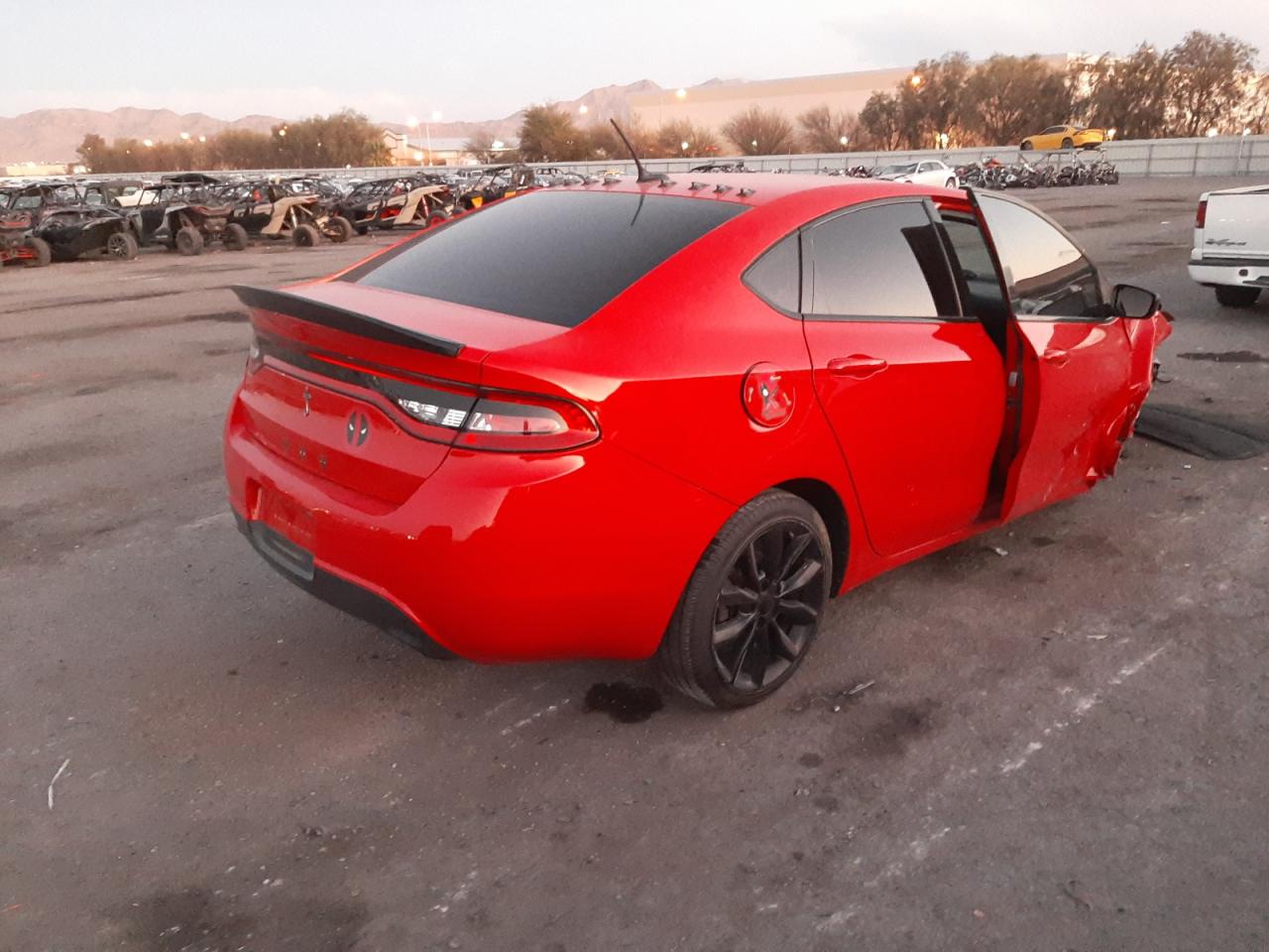 Photo 4 from auction – 2016 DODGE DART SXT with VIN 1C3CDFBB5GD689964