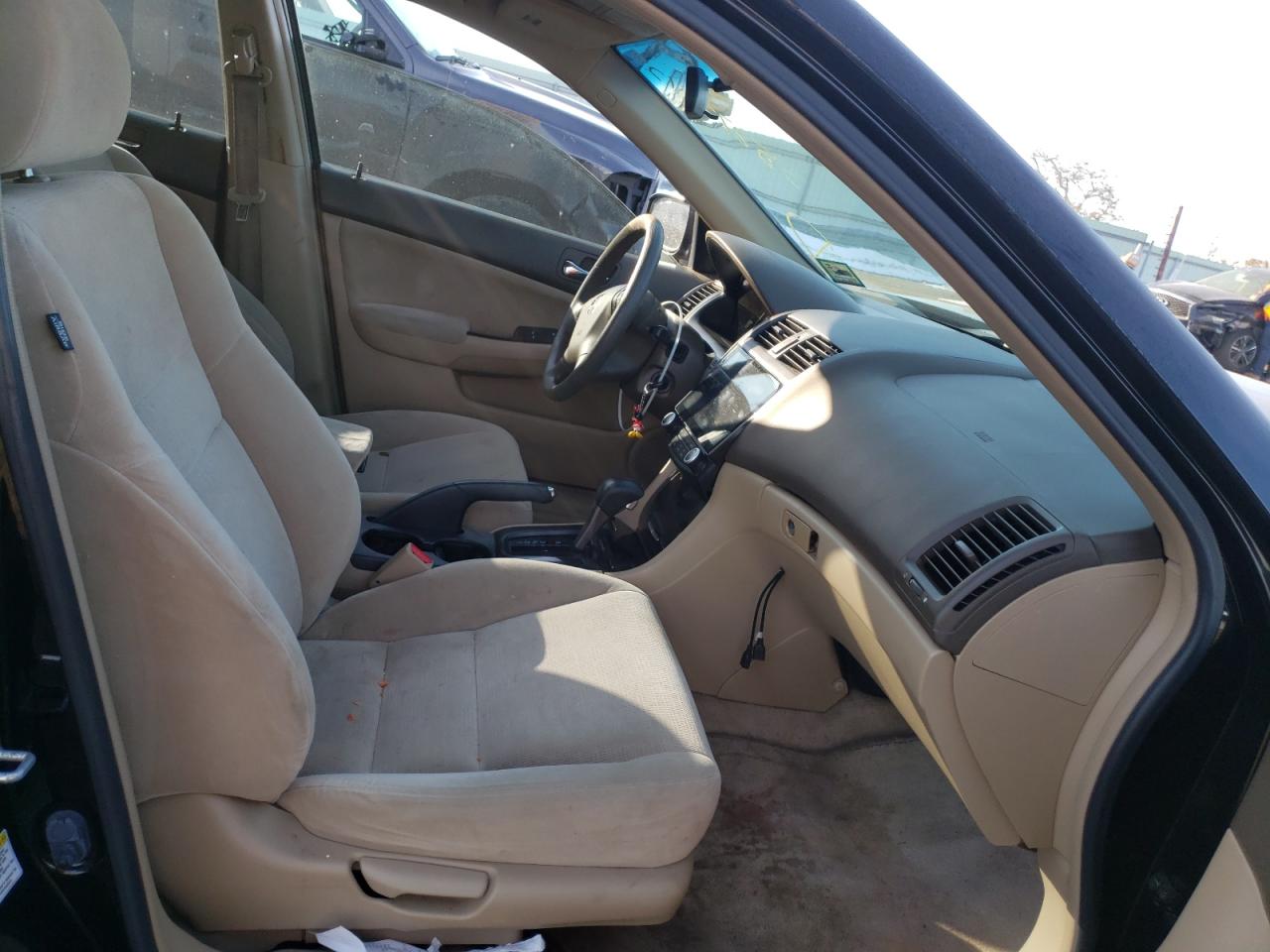 Photo 5 from auction – 2007 HONDA ACCORD SE with VIN JHMCM56397C009223