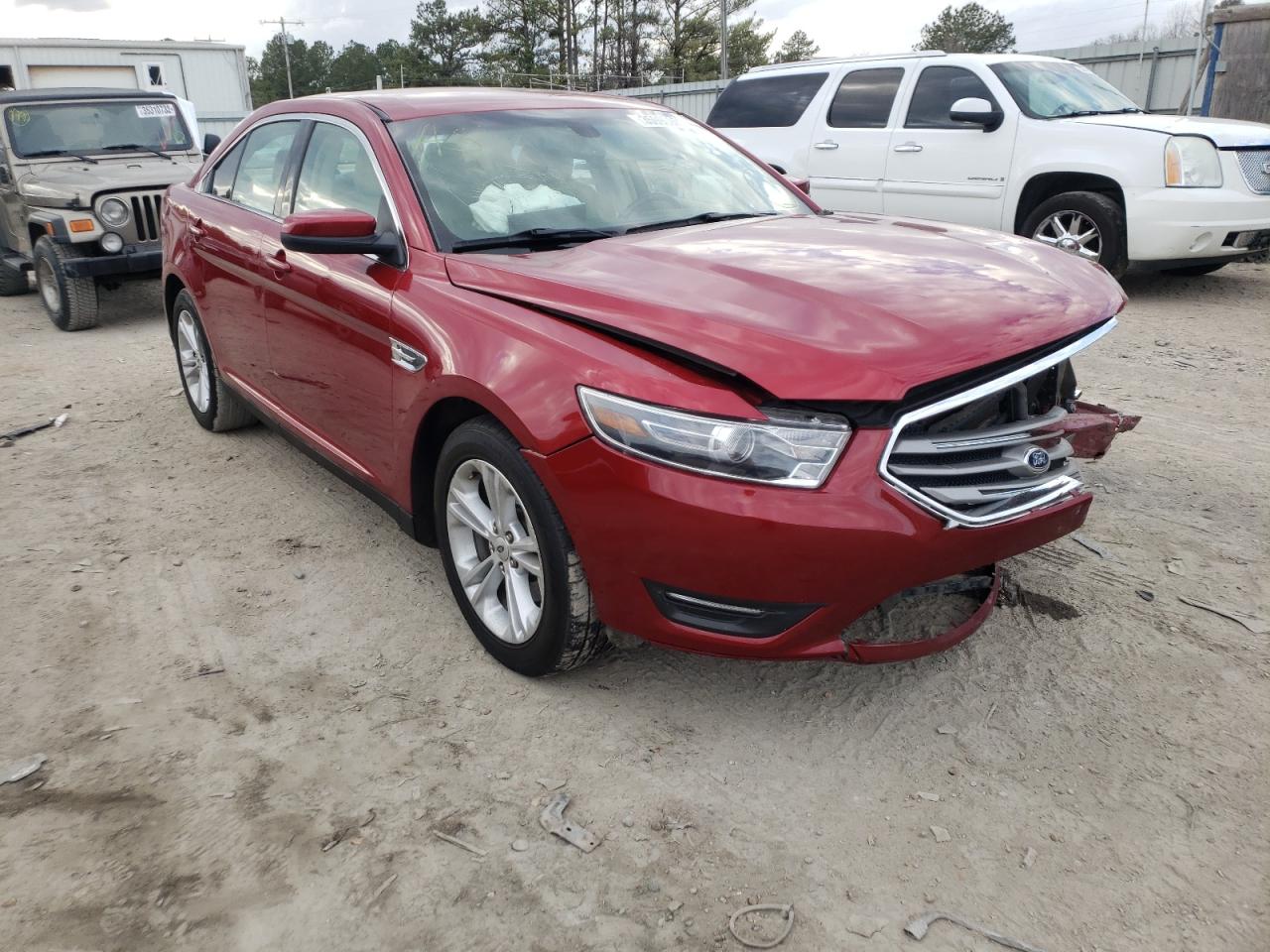 FORD TAURUS SEL 2015 with VIN 1FAHP2E81FG182435 - Photo from auction