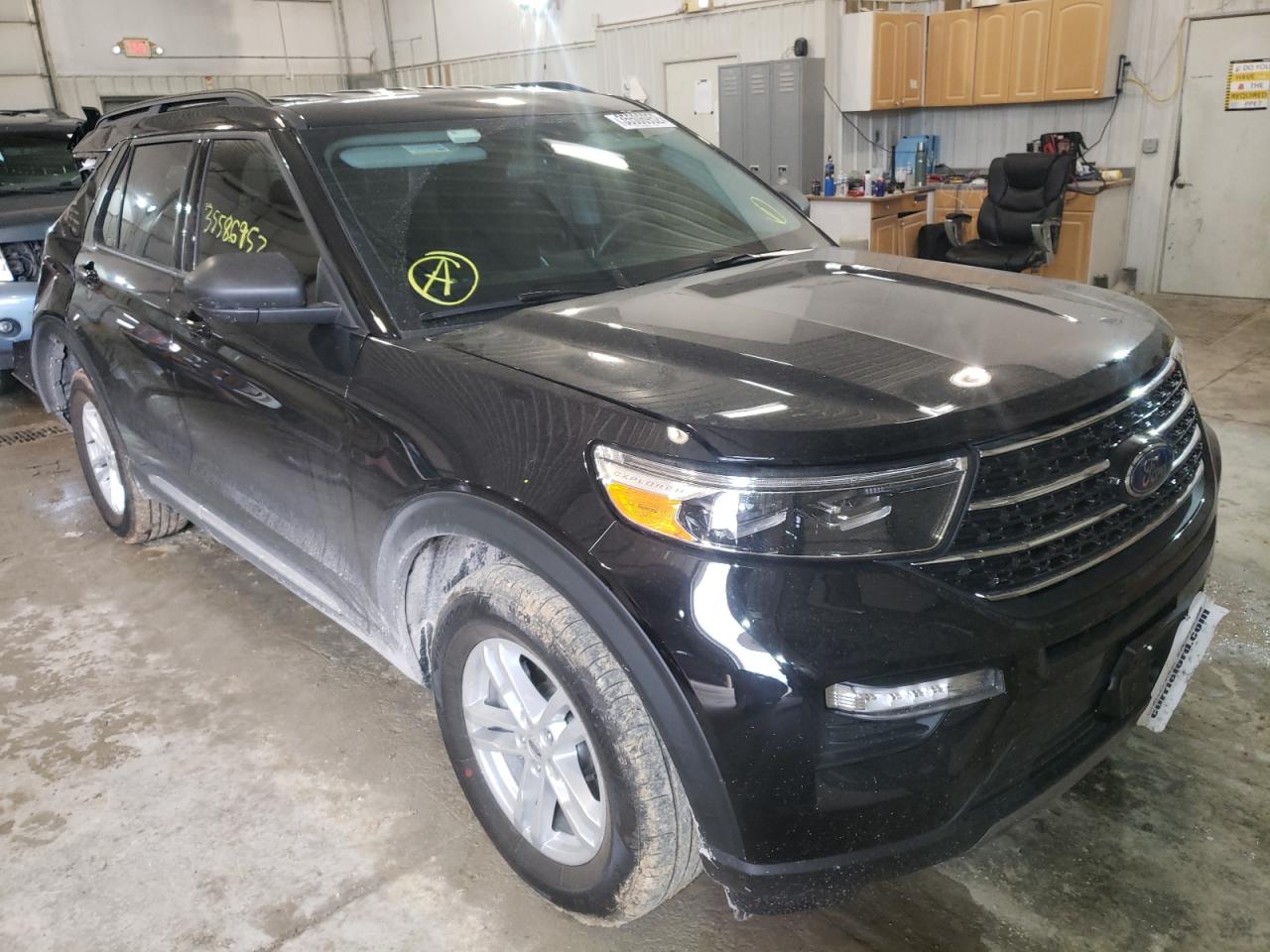 FORD EXPLORER X 2021 مع رقم تعريف المركبة 1FMSK8DHXMGB87192 - صورة من المزاد