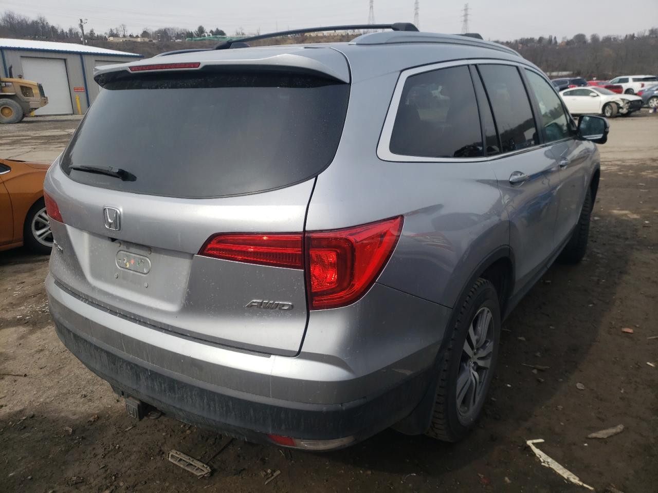 Photo 4 from auction – 2016 HONDA PILOT EX with VIN 5FNYF6H37GB027615