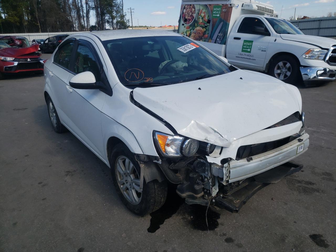 CHEVROLET SONIC 2015 with VIN 1G1JC5SH4F4176880 - Photo from auction