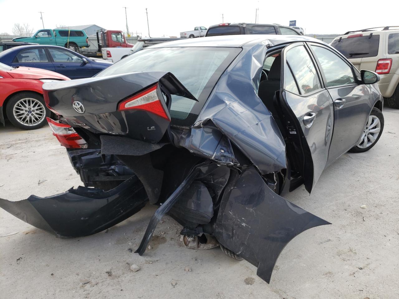 Photo 4 from auction – 2016 TOYOTA COROLLA L with VIN 5YFBURHE4GP531414