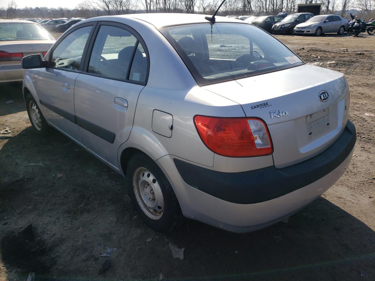 Photo 3 from auction – 2009 KIA RIO BASE with VIN KNADE223896569563