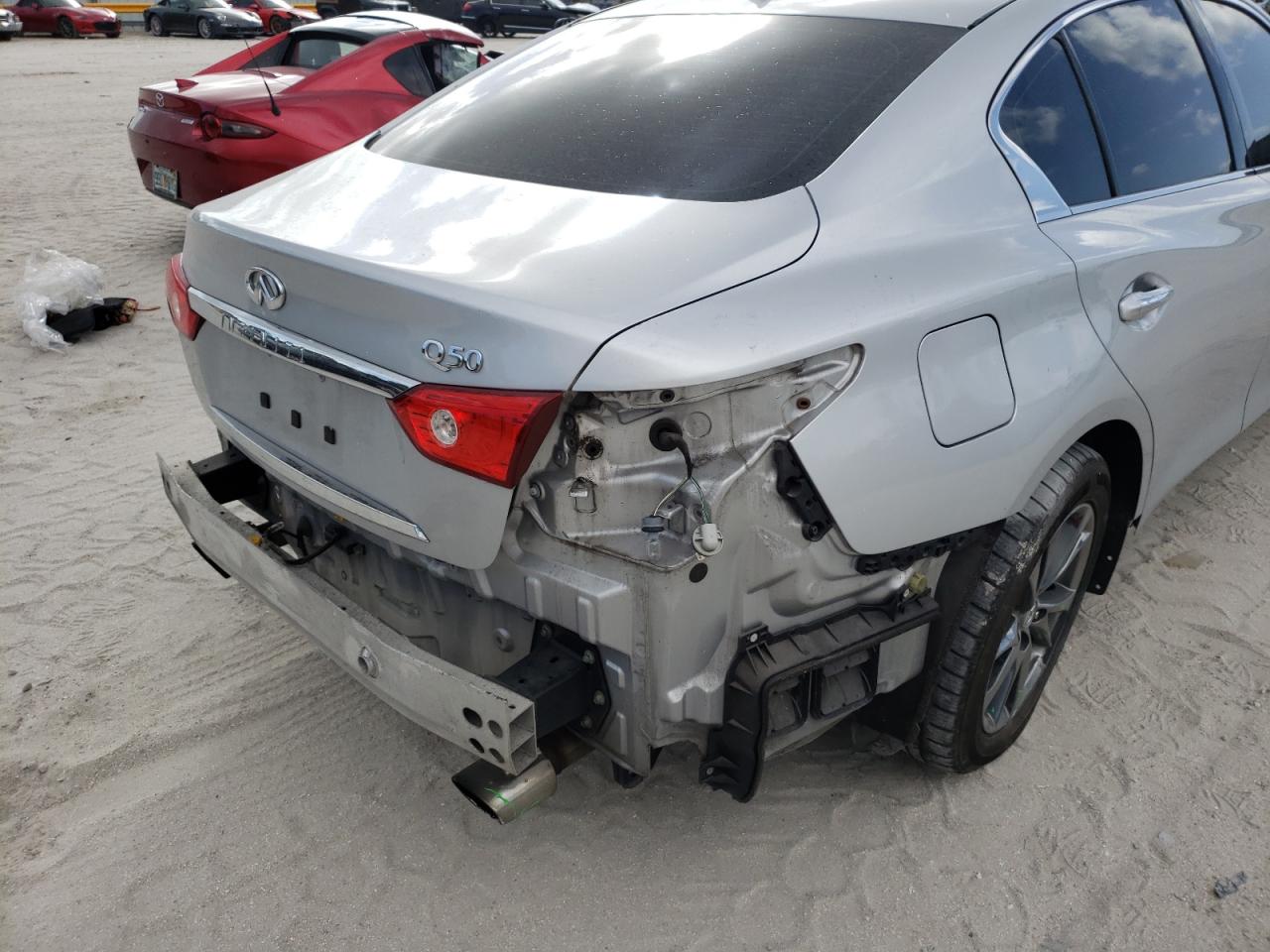 Photo 9 from auction – 2017 INFINITI Q50 PREMIU with VIN JN1EV7AP2HM741057